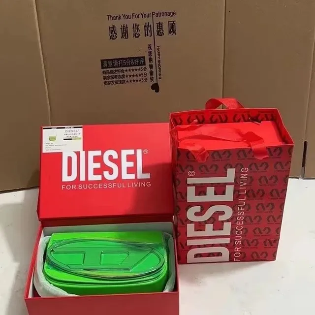 绿色