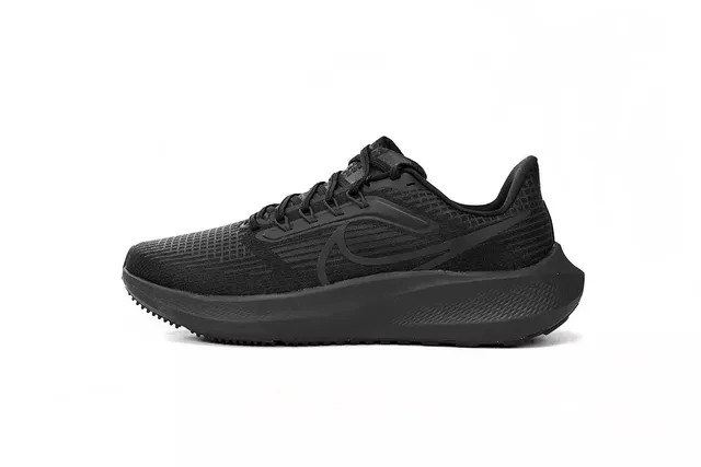 Nike Air Zoom Tempo NEXT% Triple Black