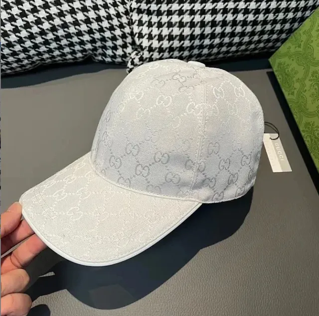 Gucci 34