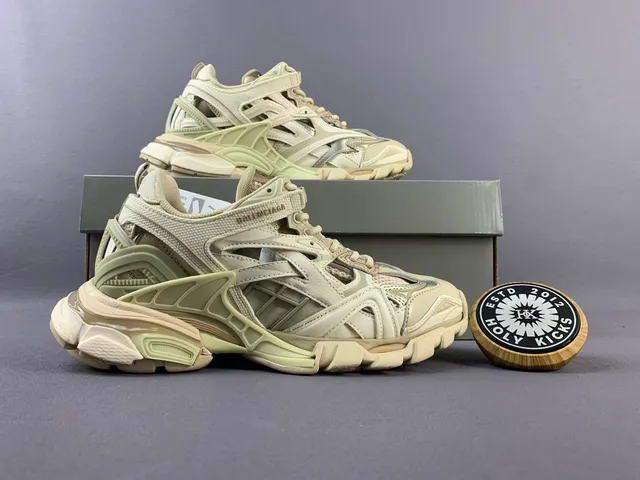 Balenciaga Speed Trainer Triple Beige