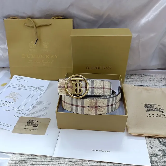 Burberry Reversible Leather Belt Haymarket Check