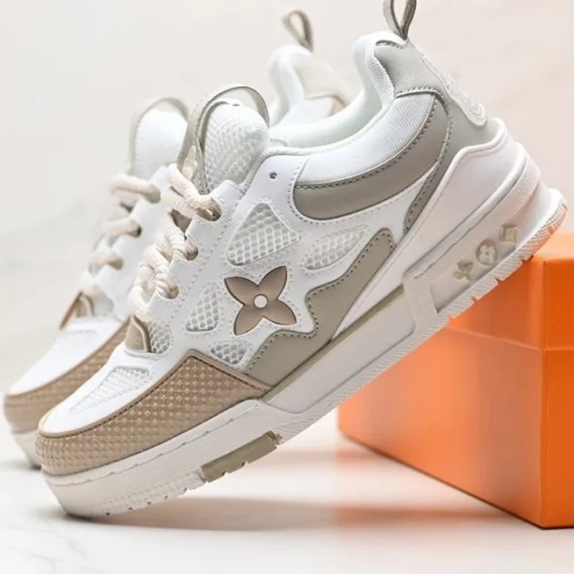 Louis Vuitton LV Trainer Monogram Flower