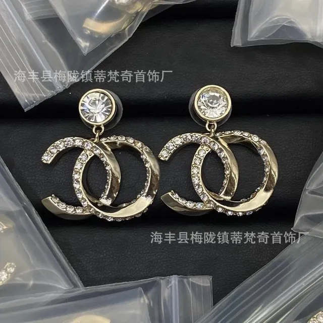 正确款式C33