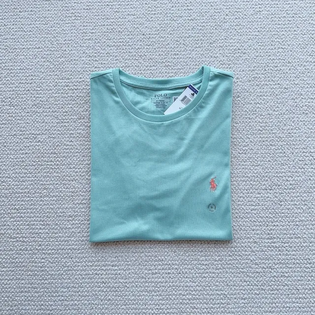 浅绿色 light green