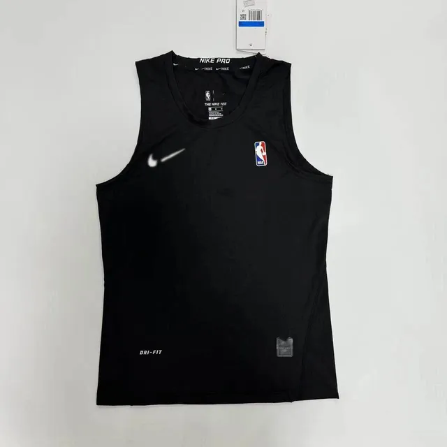 御选街头奢品研究所