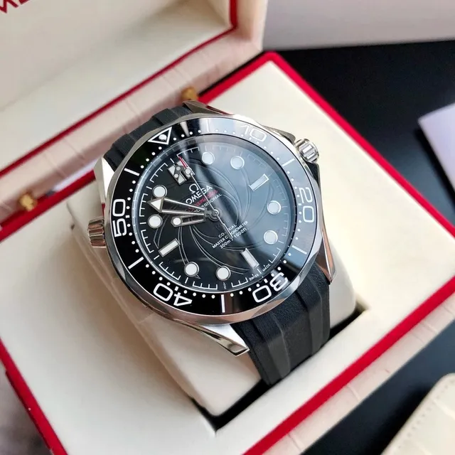 Omega Seamaster Professional 007 James Bond