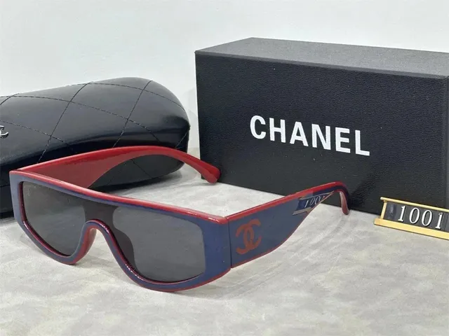 Chanel Shield Sunglasses Red and Navy Acetate