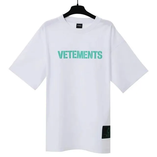 Vetements Logo Tee