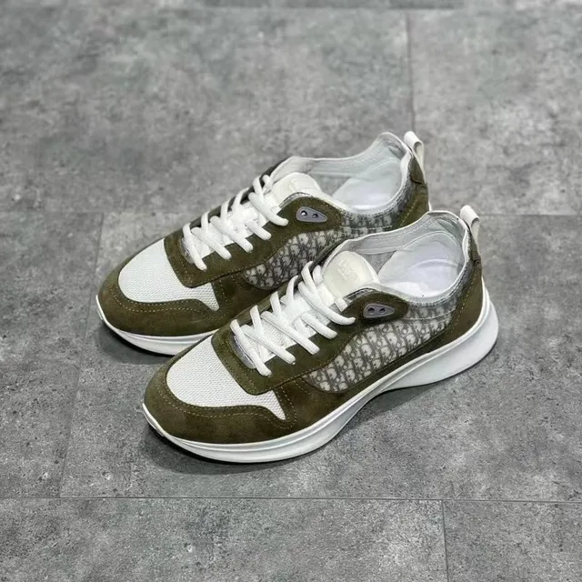 Dior B22 Sneaker Olive and White