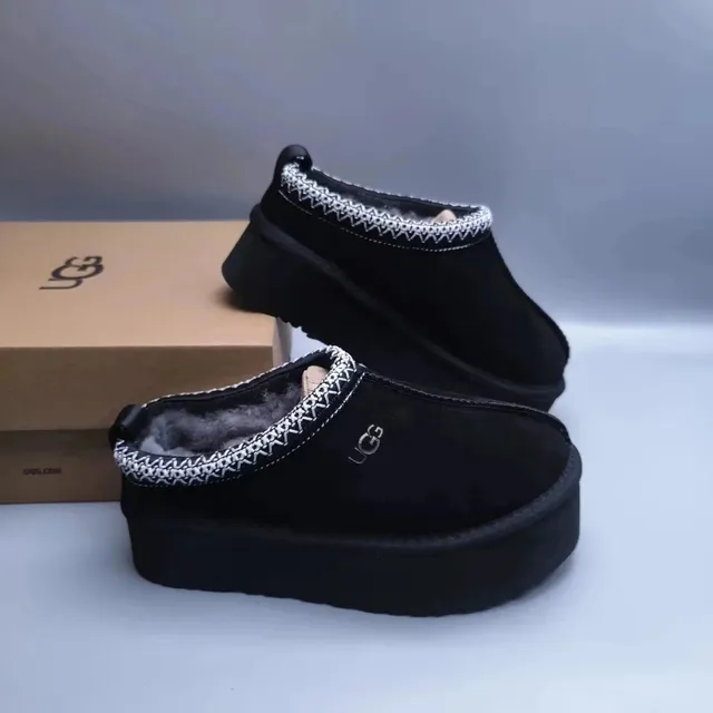 UGG sandals slippers