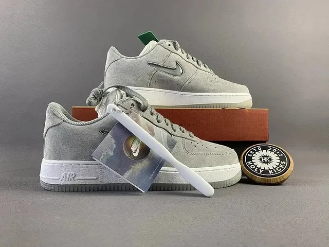 Nike Air Force 1 Low Suede Grey
