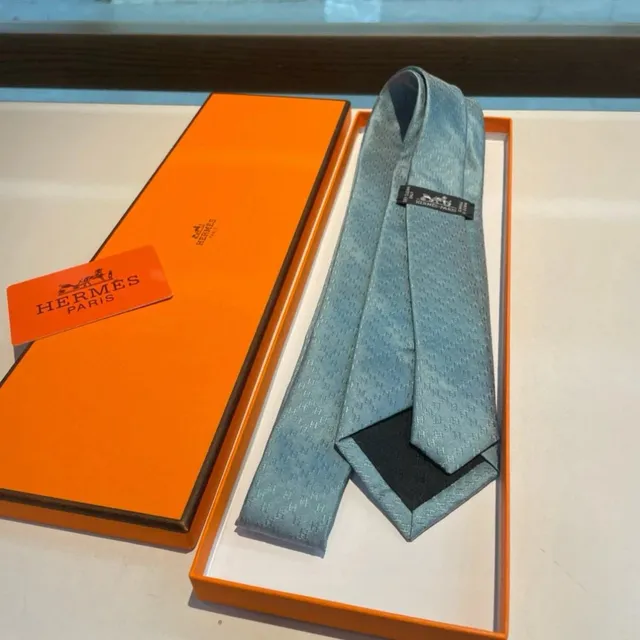 Hermès Silk Tie
