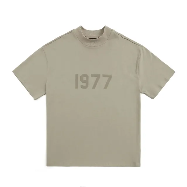 烟灰1977