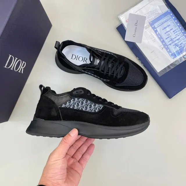Dior B22 Sneaker Oblique Logo