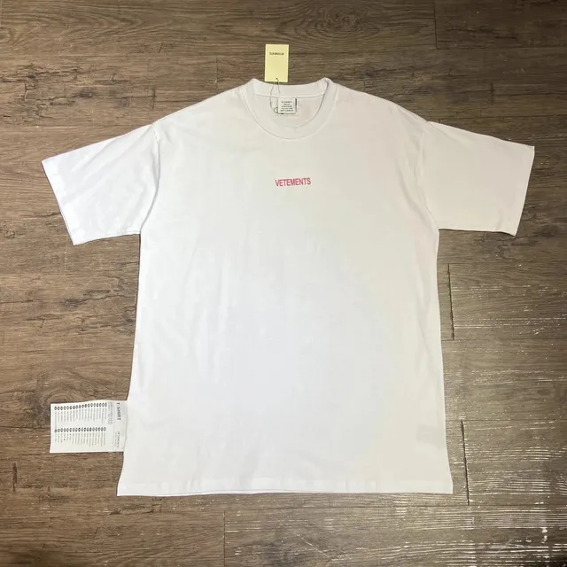 Vetements T-Shirt Logo Print