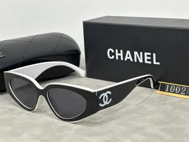Chanel Cat-Eye Sunglasses CC Logo