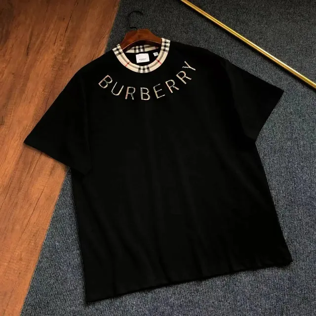 Burberry Logo T-Shirt Check Collar