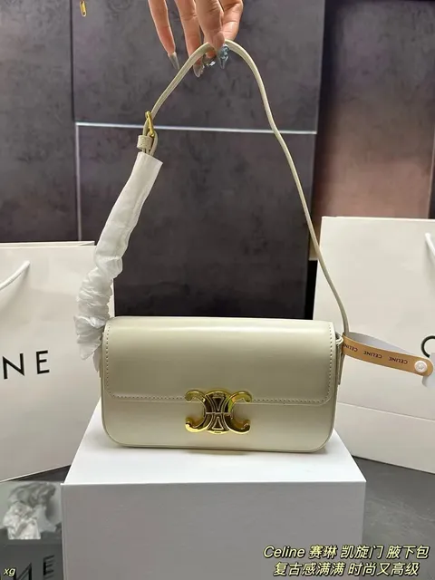 Celine Triomphe Shoulder Bag Smooth Leather