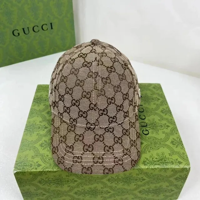 Gucci Baseball Cap GG Supreme
