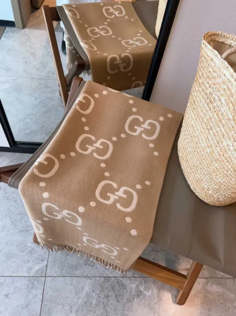 Gucci GG Logo Scarf