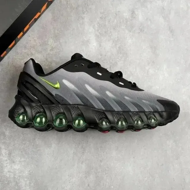 Nike Air Max Plus Neon Green Accents