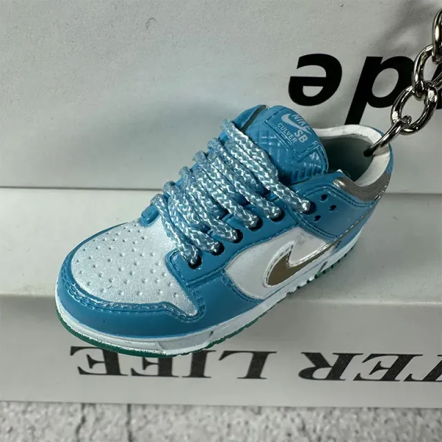 107. north carolina blue and black hook