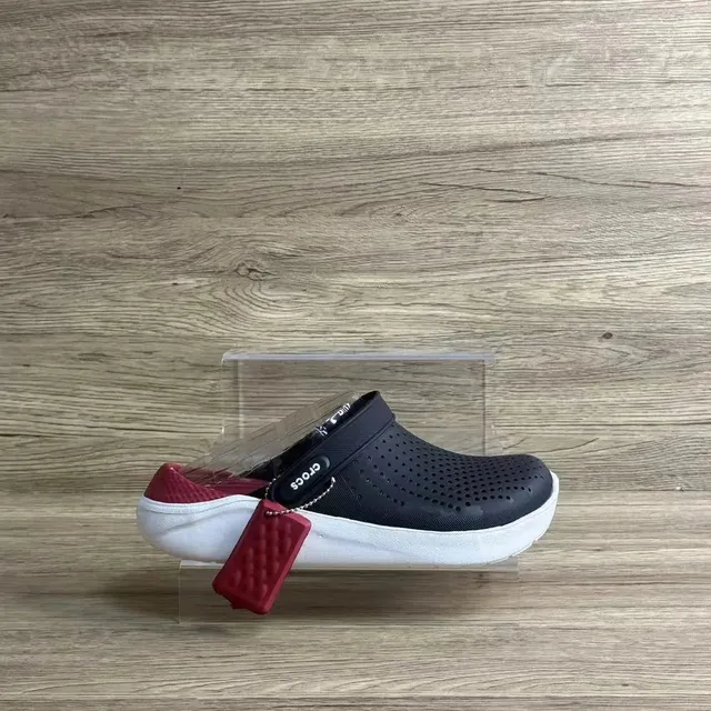 Crocs Classic Clog