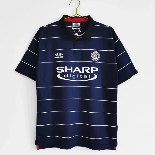 Umbro Manchester United Home Shirt Sharp Digital Sponsor