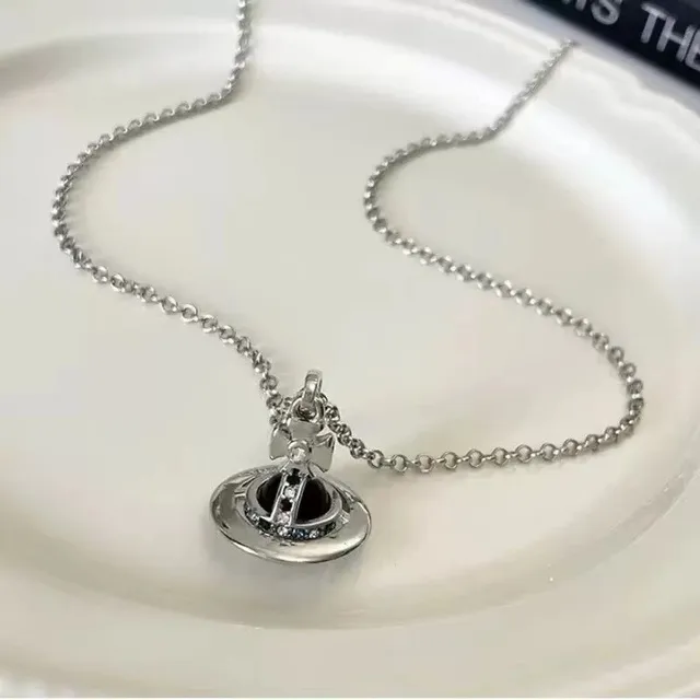 银色黑球中号