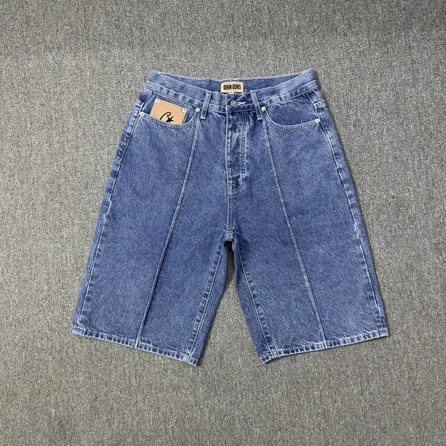 Denim Genes Denim Shorts Mid-Wash