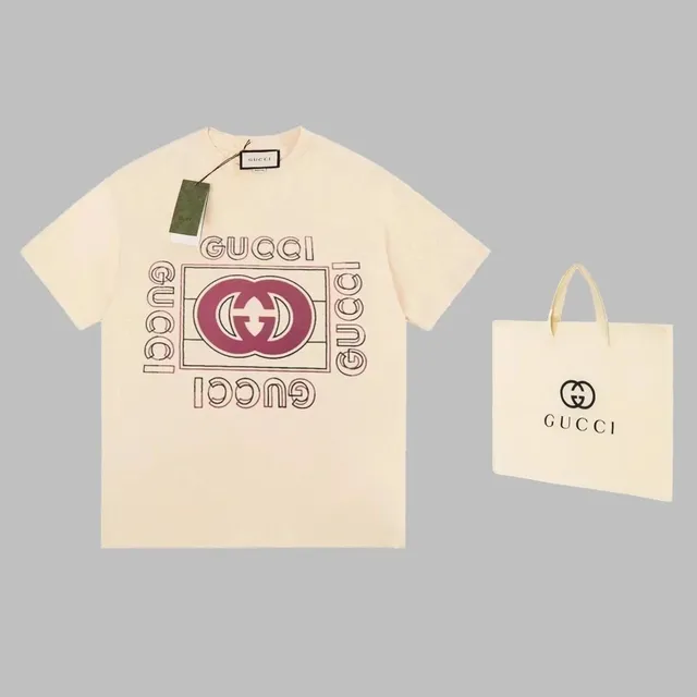 Gucci Graphic T-Shirt GG Logo Print