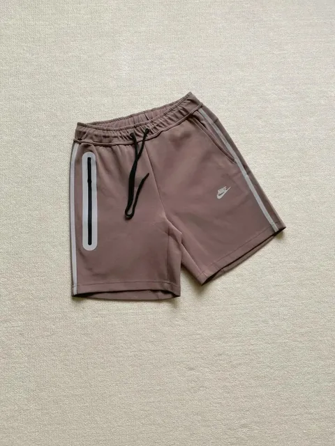 33短裤