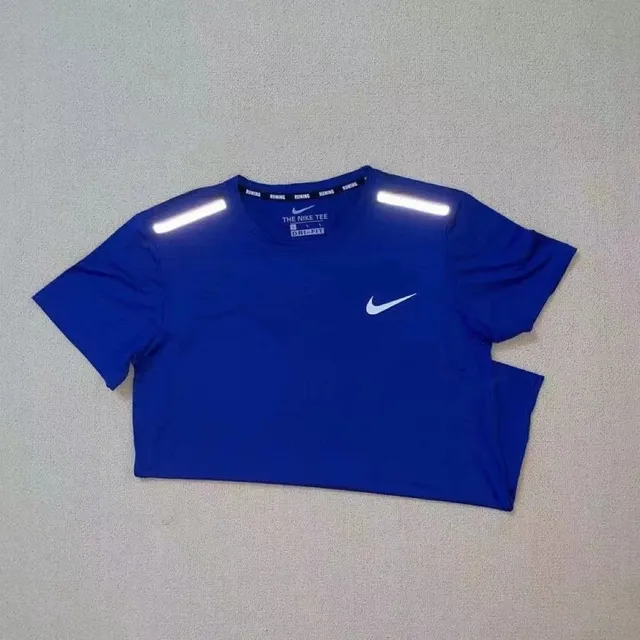 Nike Tee Reflective Shoulder