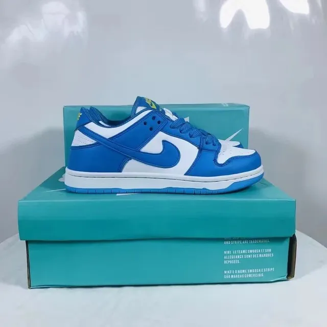 Nike × Off-White Dunk Low University Blue