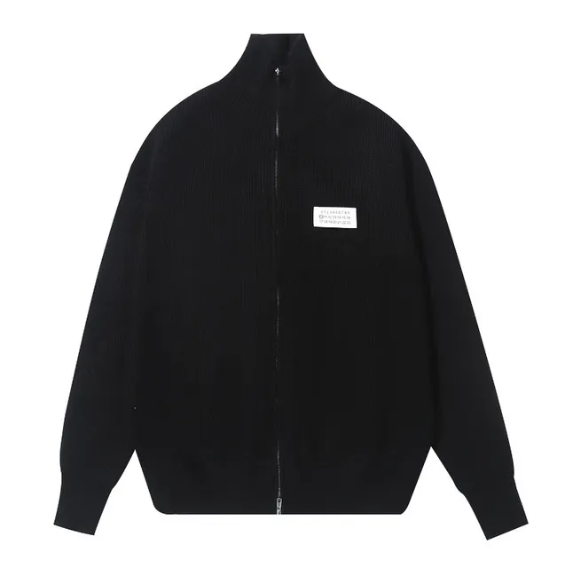 M33 Black