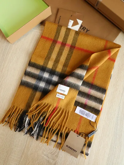 Burberry Classic Check Scarf Vintage Check