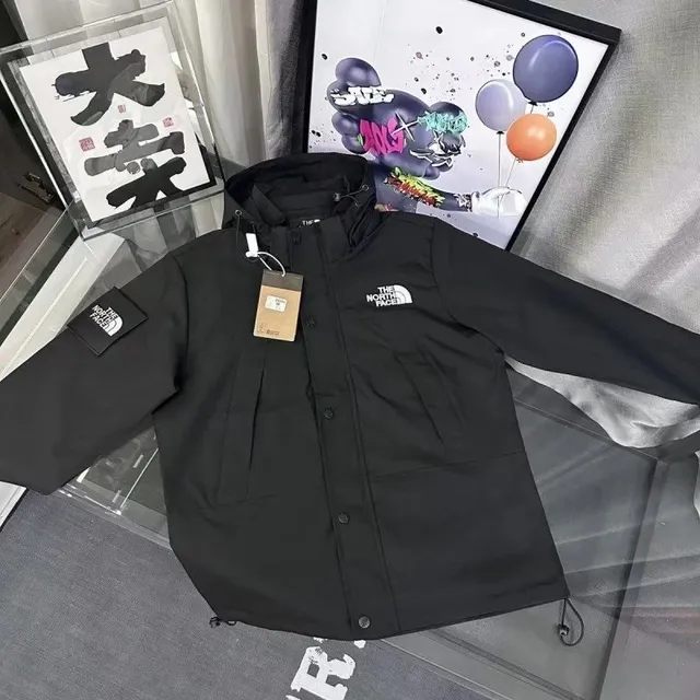 The North Face Mountain Light Jacket Black