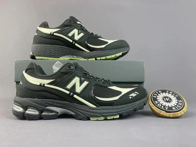 Nike Air Max TN Holy Kicks