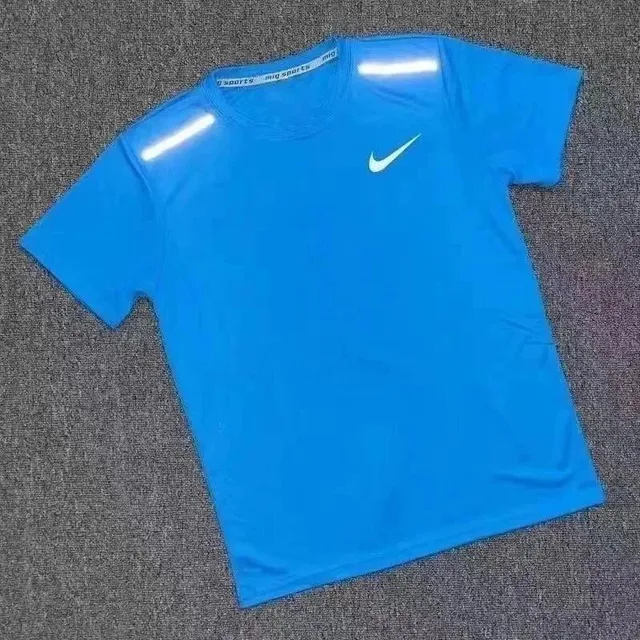 Nike Tech Fleece T-Shirt Reflective Shoulder