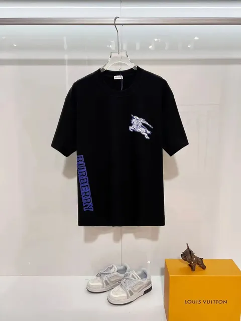 Burberry Equestrian Knight Tee
