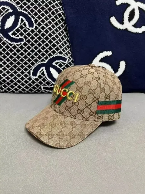 Gucci Baseball Cap GG Supreme with Web Stripe