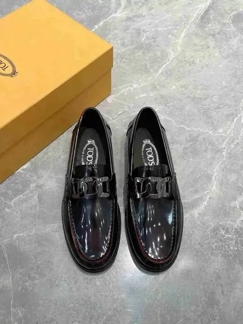 Double T Loafer Patent Leather