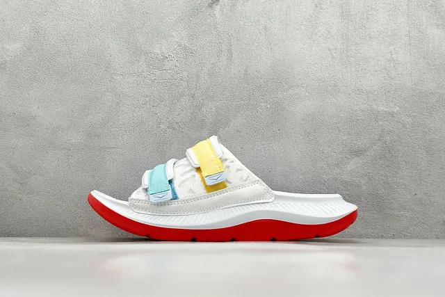 HOKA(13)