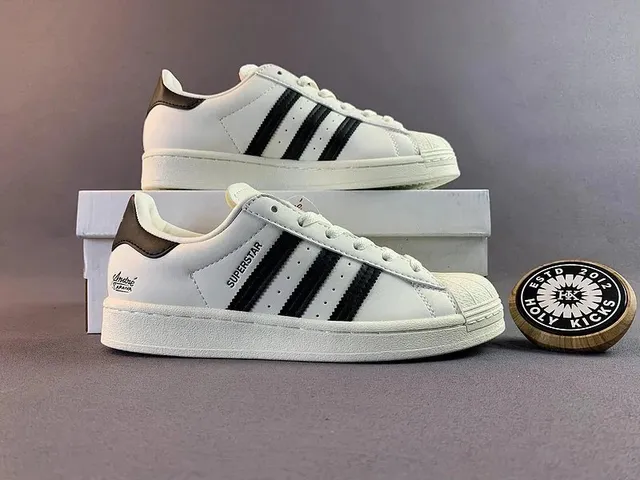Adidas Superstar Classic