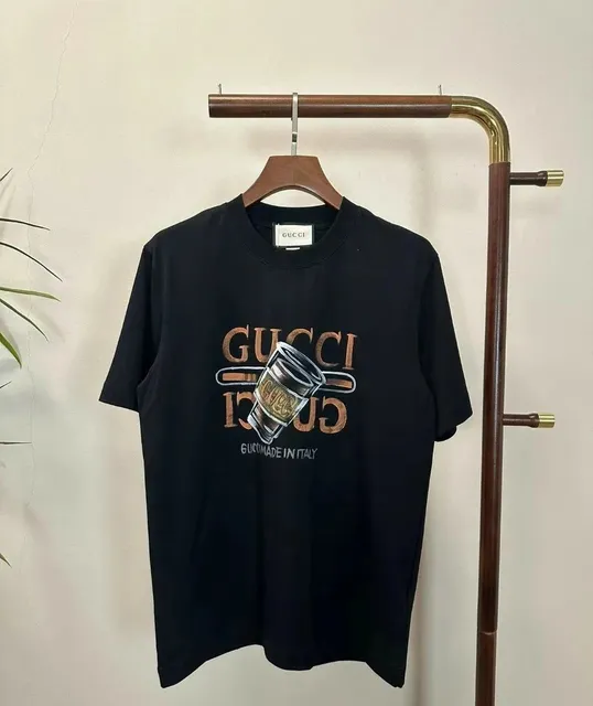 Graphic T-Shirt Gucci Can Print