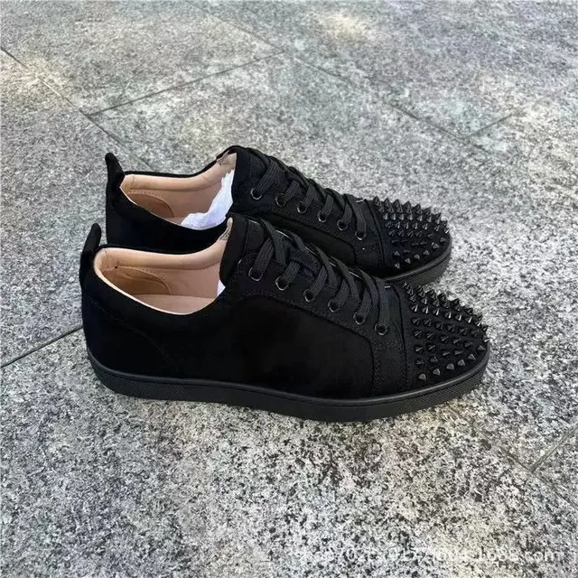 小潮六服装商行