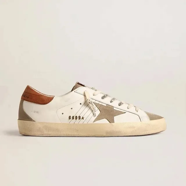 Golden Goose Superstar Distressed Star