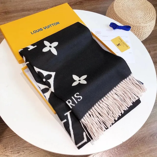 Louis Vuitton Monogram Shawl Black and White
