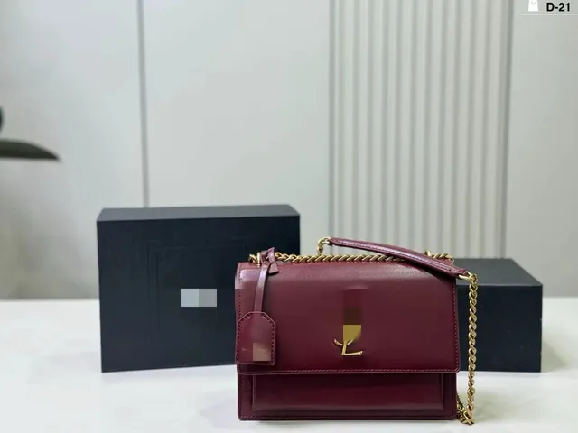 Saint Laurent Kate Chain Shoulder Bag