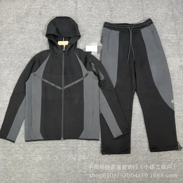 黑色套装